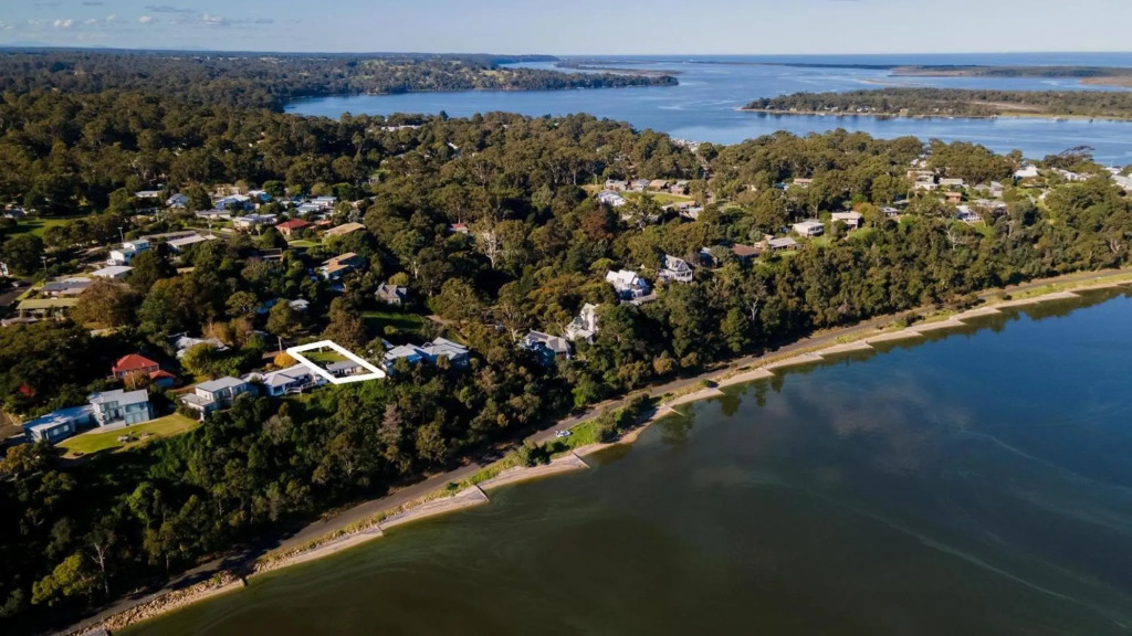 Lakescapes Cottage - 180 Degree Panoramic Views