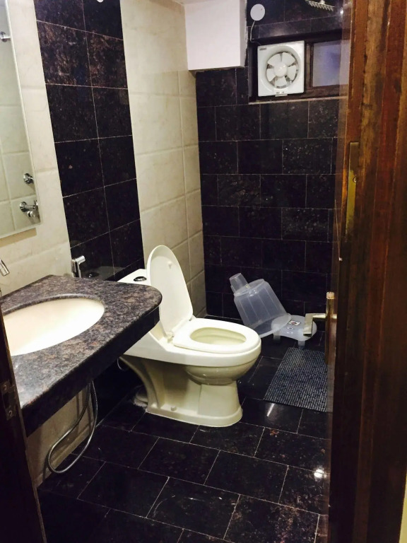 Hotel KK Casa Near New Delhi Railway Station & Connaught place