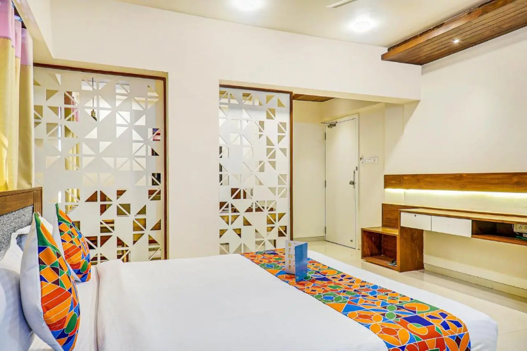 FabHotel Gravity Inn