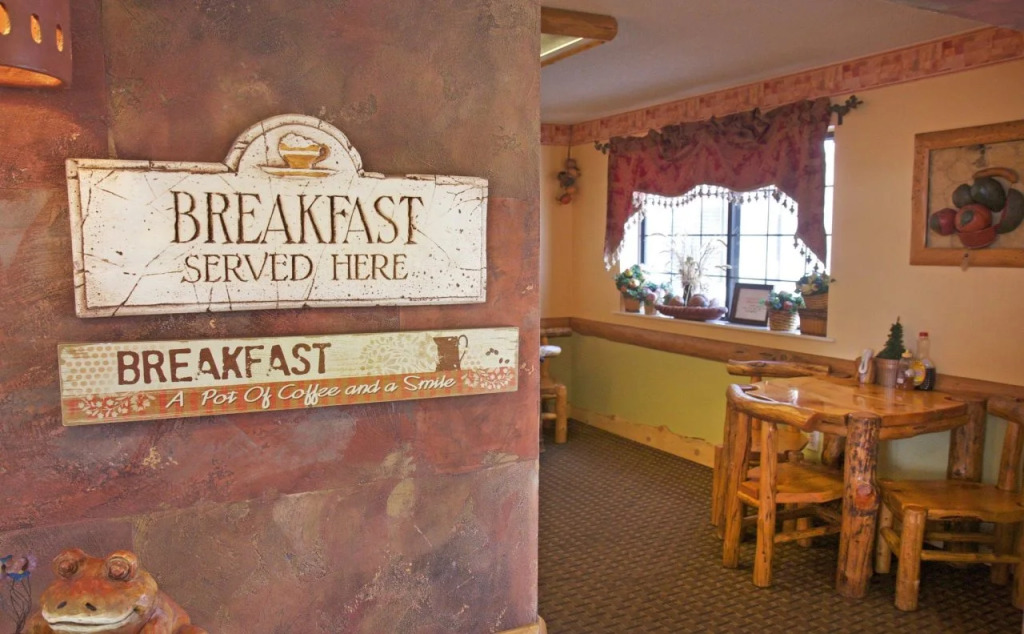 Gateway Inn and Suites
