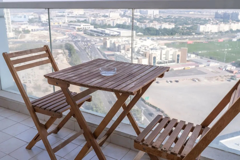 Charming Sun-filled 1-bedroom in Red Residence Dubai Sports City