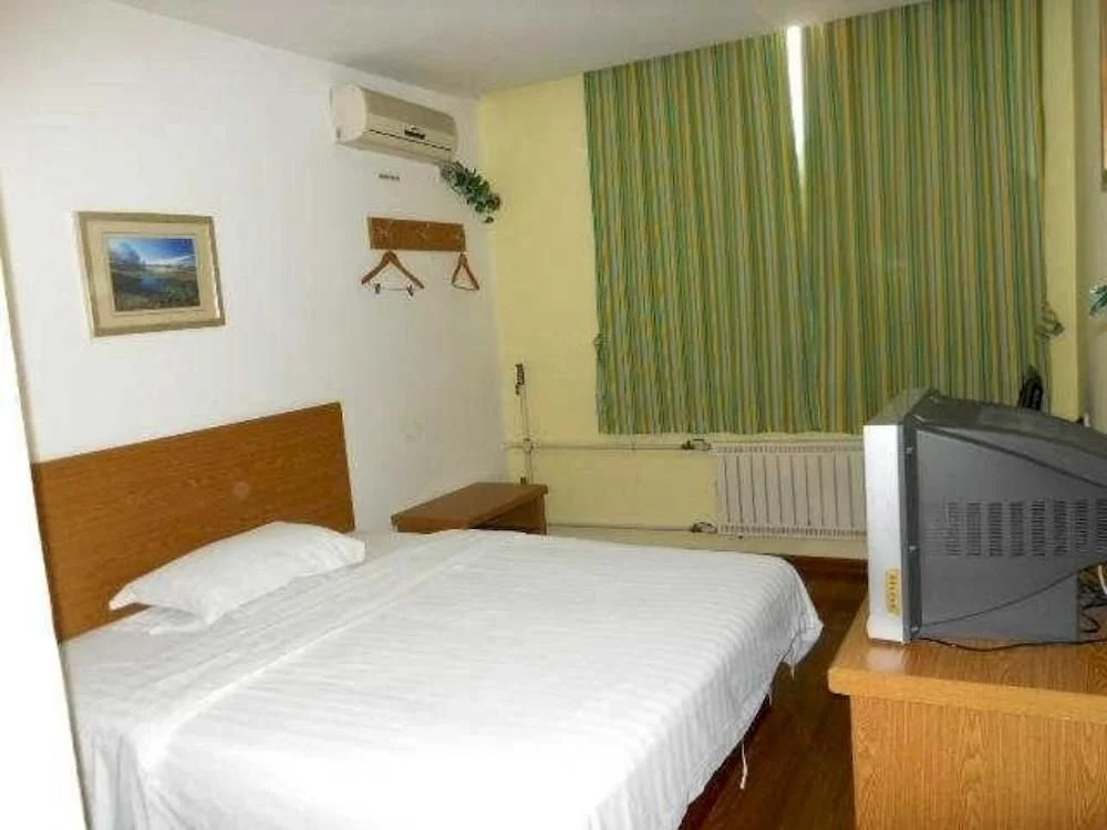 Joy Inn Qianfoshan