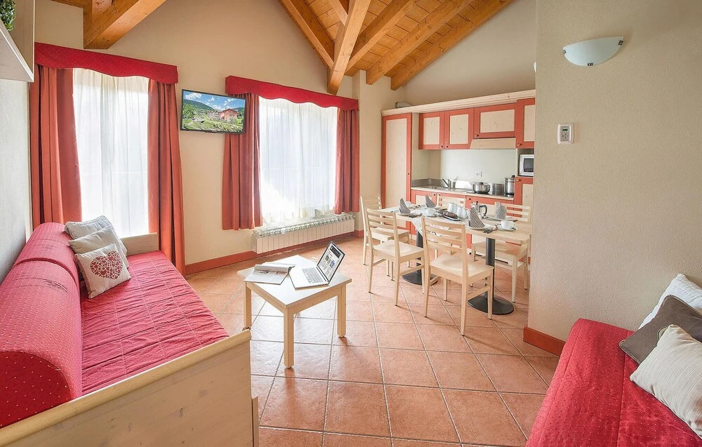 Beautiful Apartment in Ponte di Legno With 1 Bedrooms and Wifi