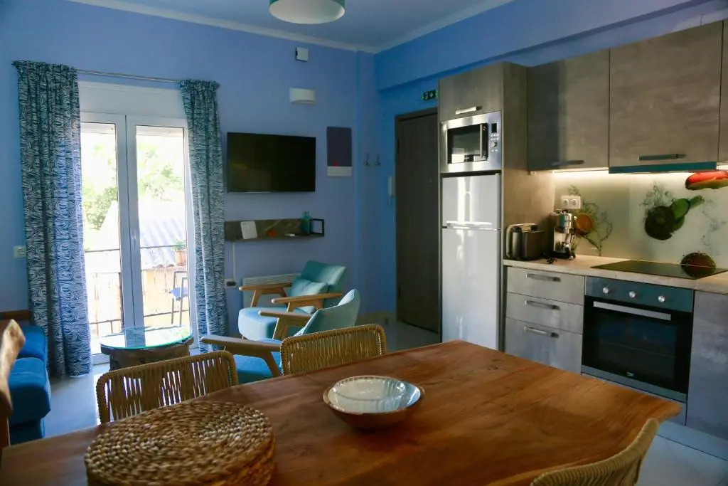 Casa Anthos Free Parking