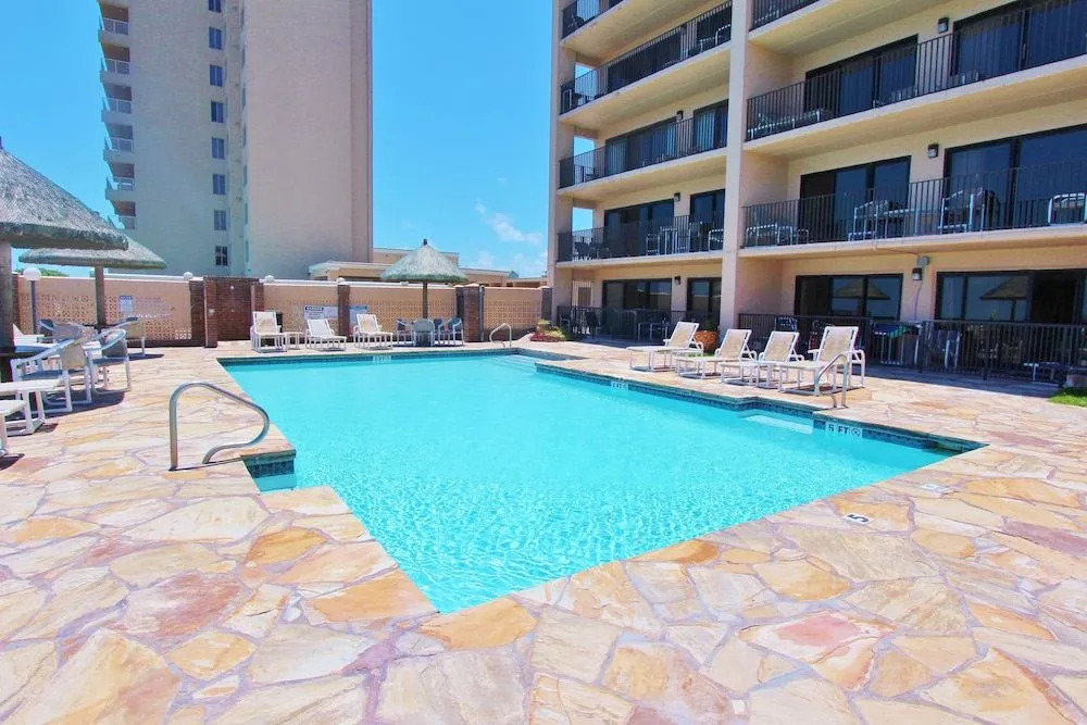 Seabreeze 1 Condominiums