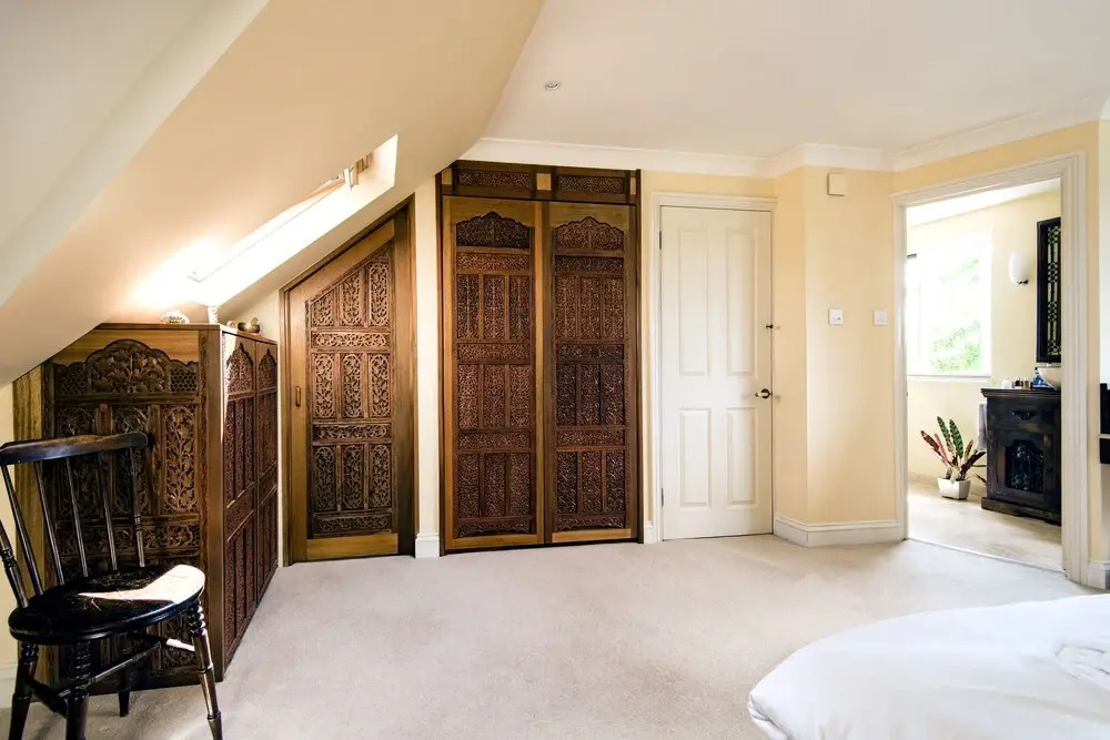 Vintage Twickenham Home By The River Thames