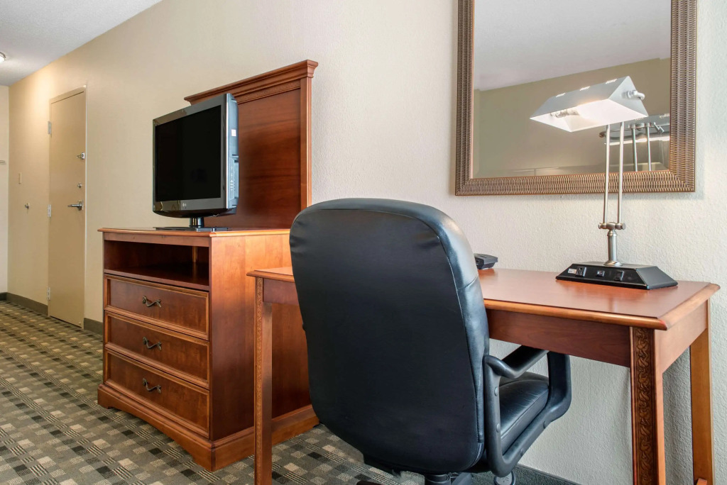 Quality Hotel Conference Center Cincinnati Blue Ash