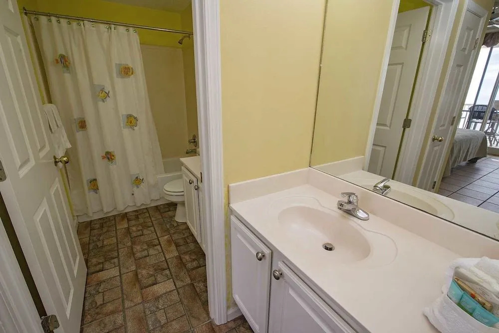 Beach Club D1403 2 Bedrooms 2 Bathrooms Condo