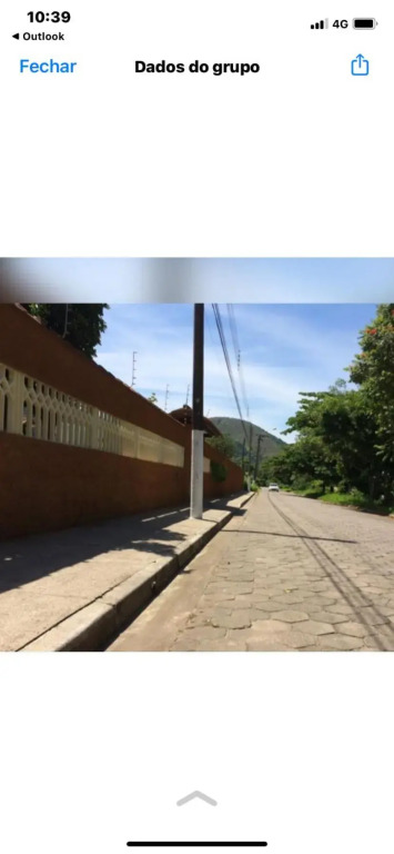 Casa em condomínio em Martin de Sá.