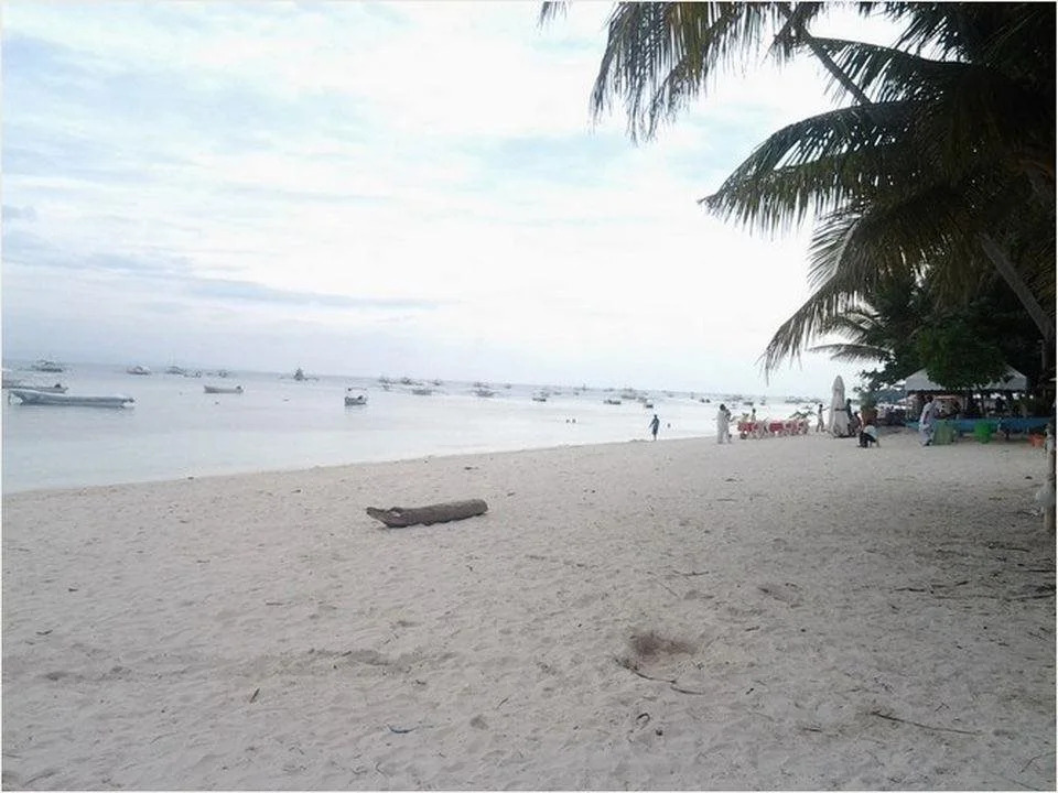 Evelyn Resort