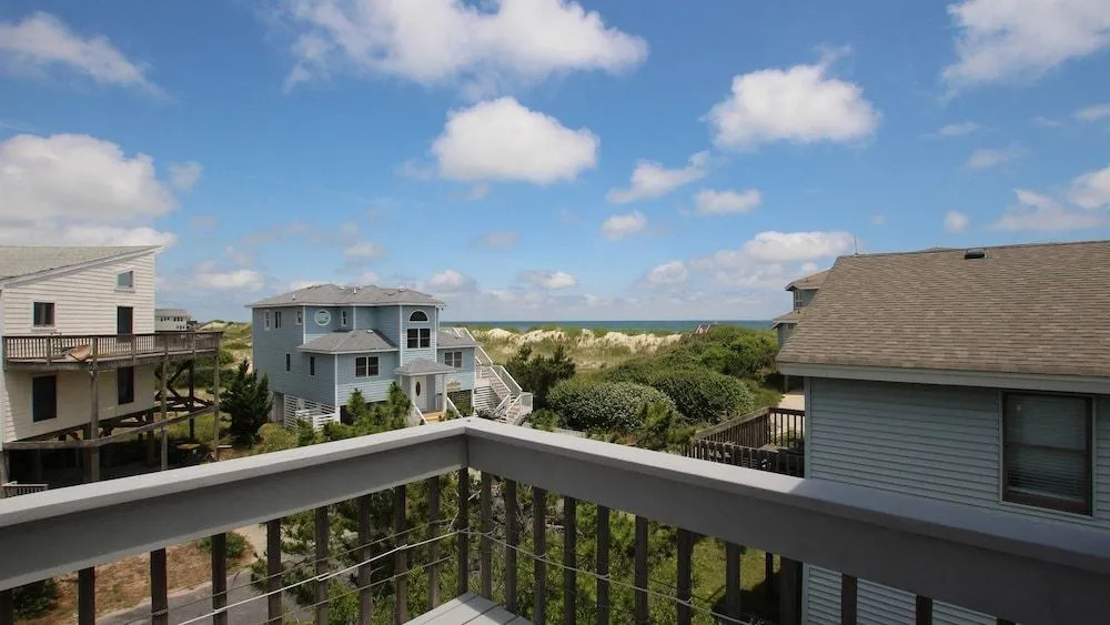 The Fifth Season at Corolla - 4 Br Home