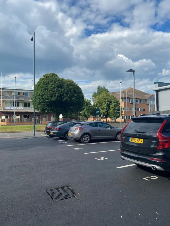 Fresh and Modern 2 Bed Flat Birmingham