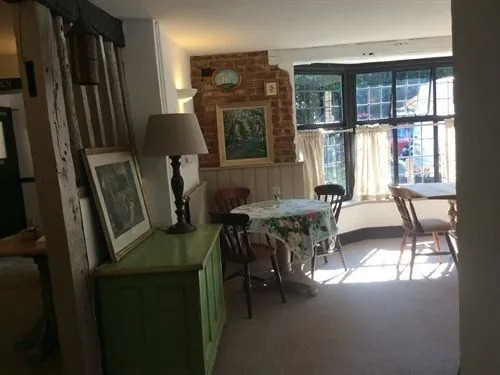 The Old Vine Inn