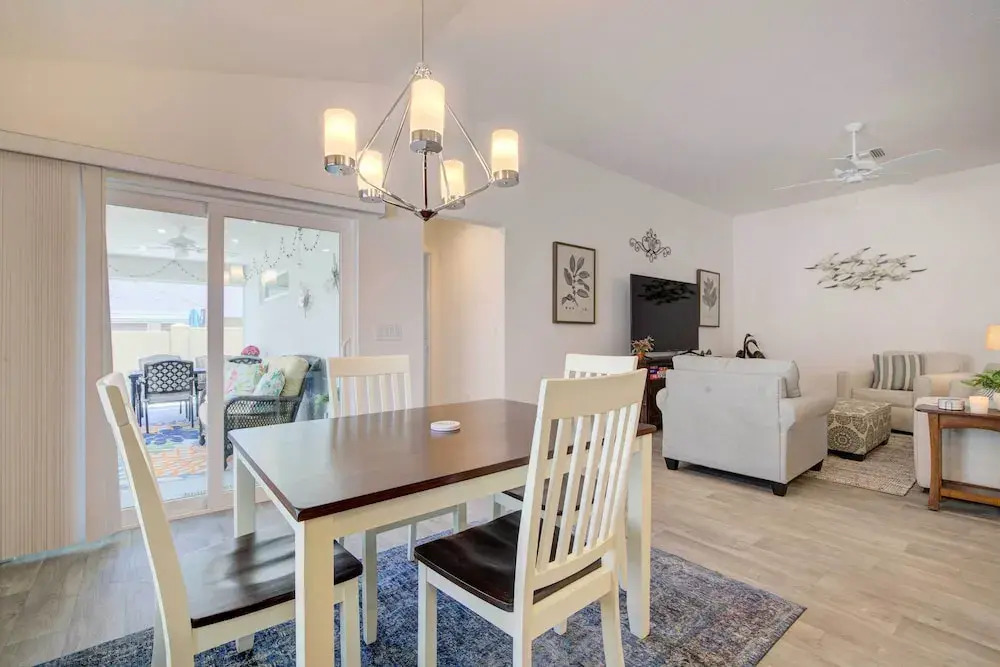 Near Golf and Shops The Villages Home with Lanai!