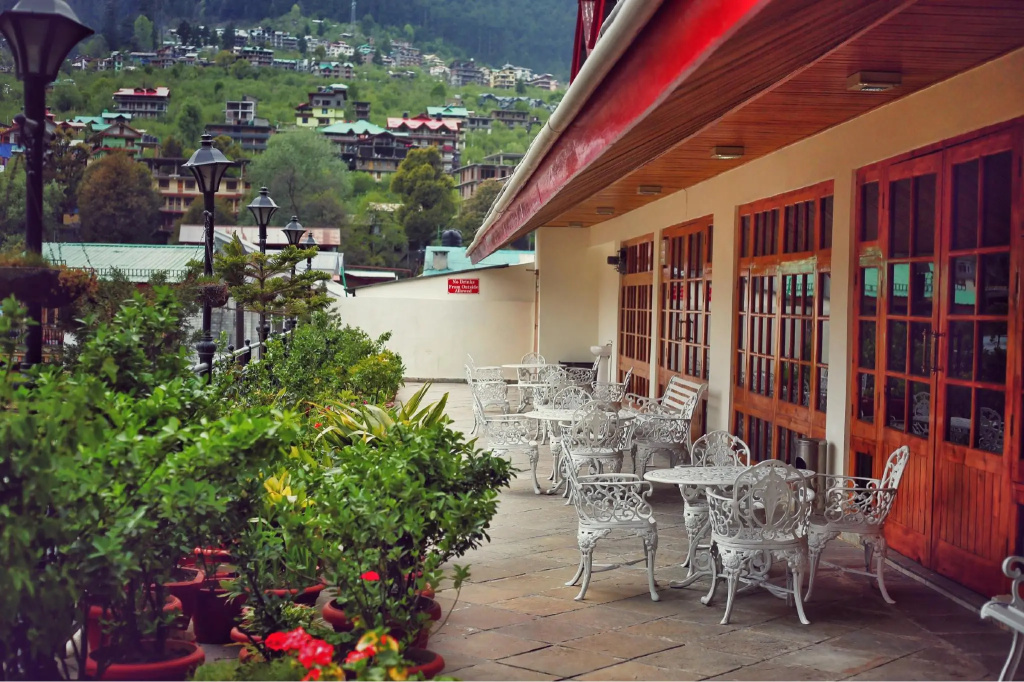 Hotel Snow View Manali
