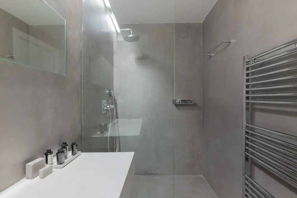 Elegant 2BR Apartment in Kolonaki