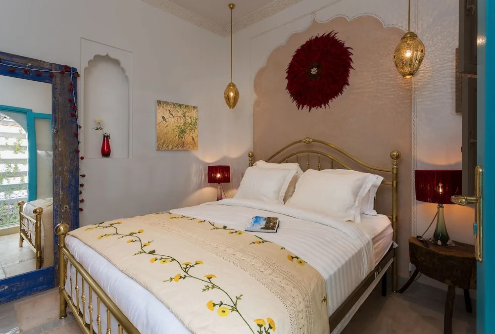 Riad Lumière