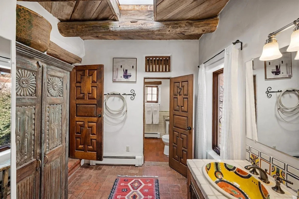 3BD Garcia Street Adobe