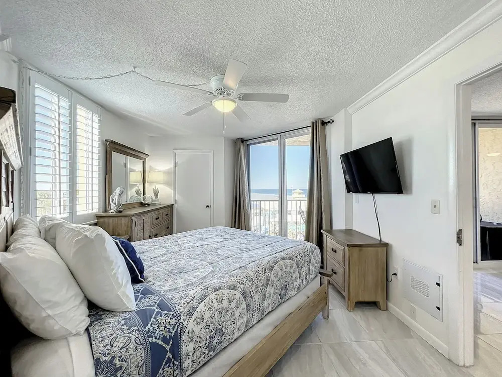 Oceania Beach Club 409