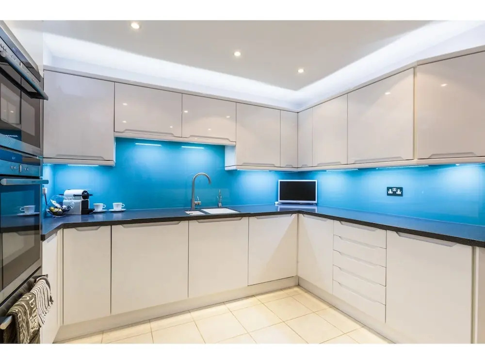 Central Flat With Garden View Ideal for Couples