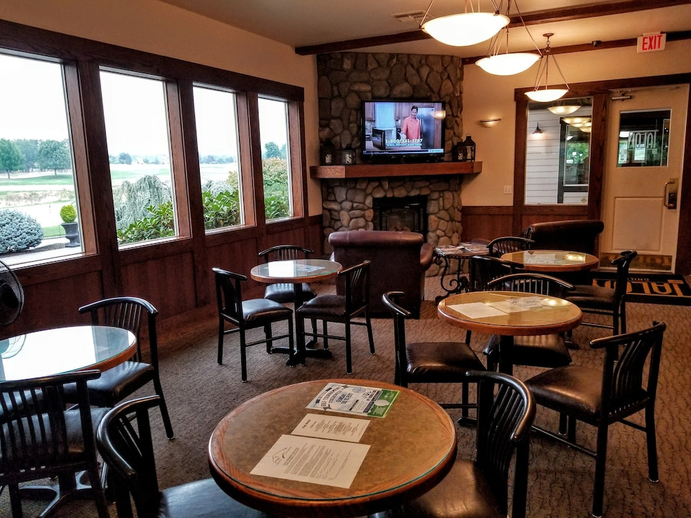 Resort at Eagle Point Golf Club Lodging