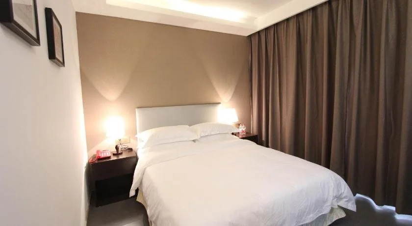 J.S Fashion Hotel