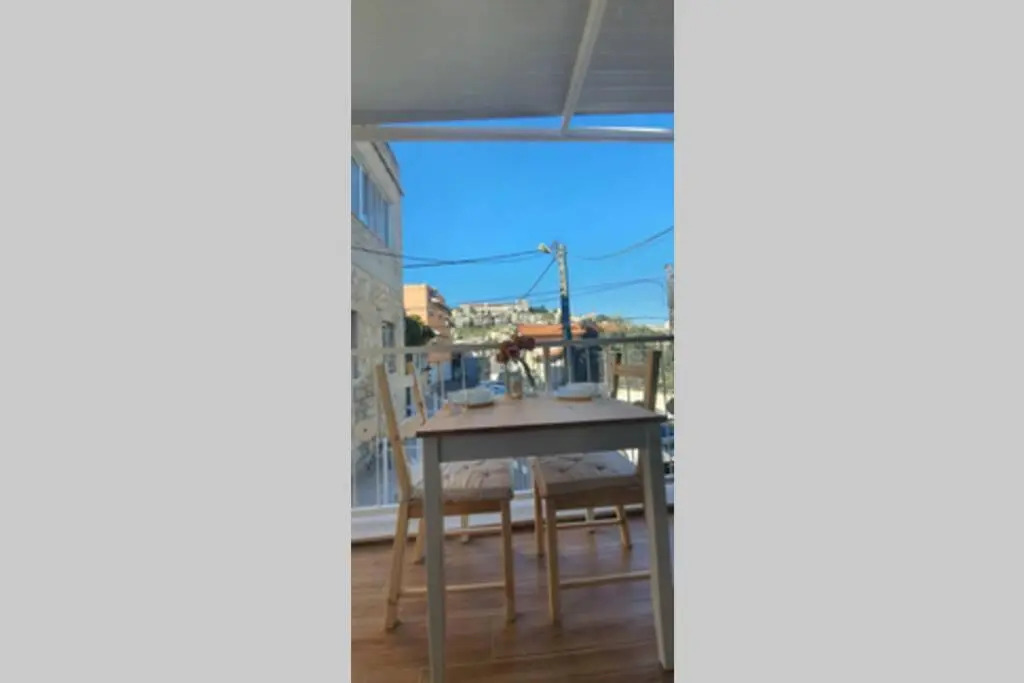Sabbah's apartment couple