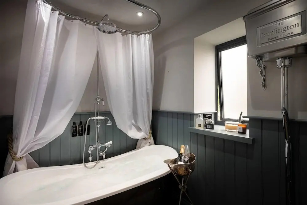 Contemporary Luxury Town House Cheltenham