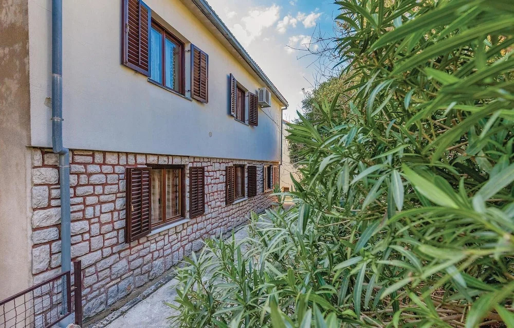 Nice Home in Selce With Wifi and 3 Bedrooms