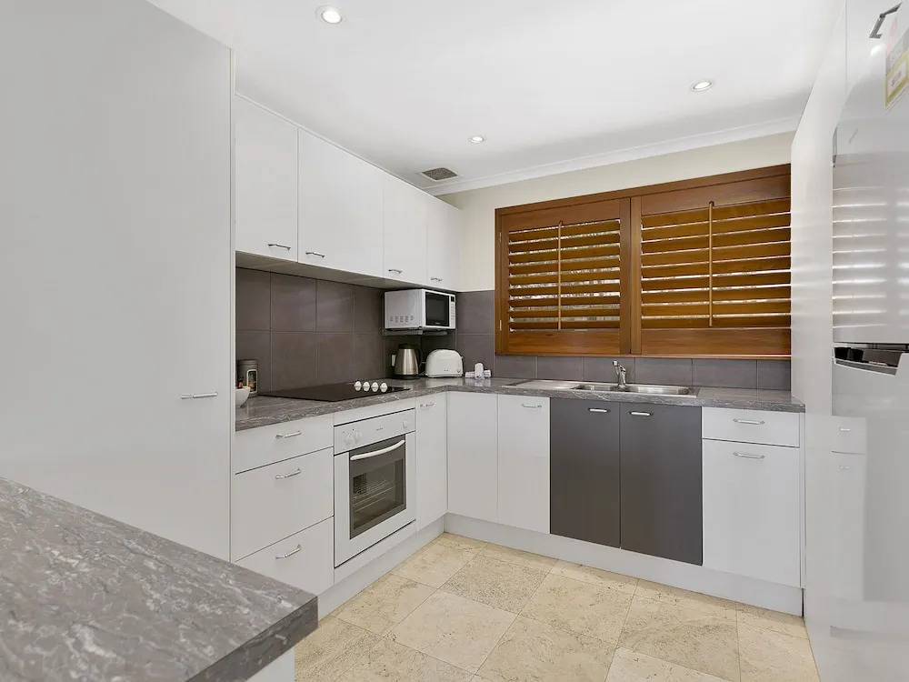 A Superb Location for Enjoying the Best of Noosa - Unit 2/69 Noosa Parade