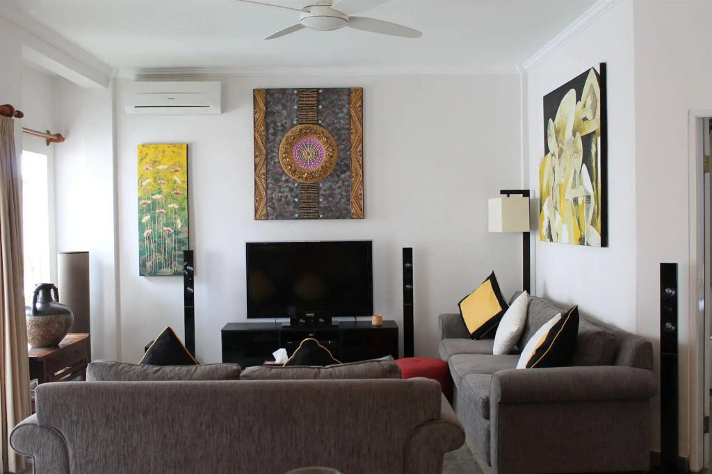 Bali Court Hotel & Apartment