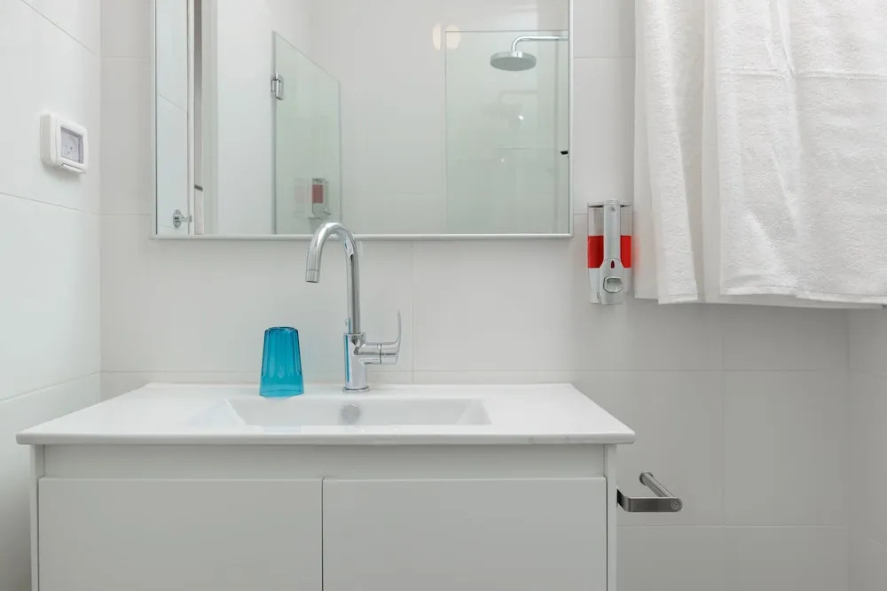 Herzel beach apartment