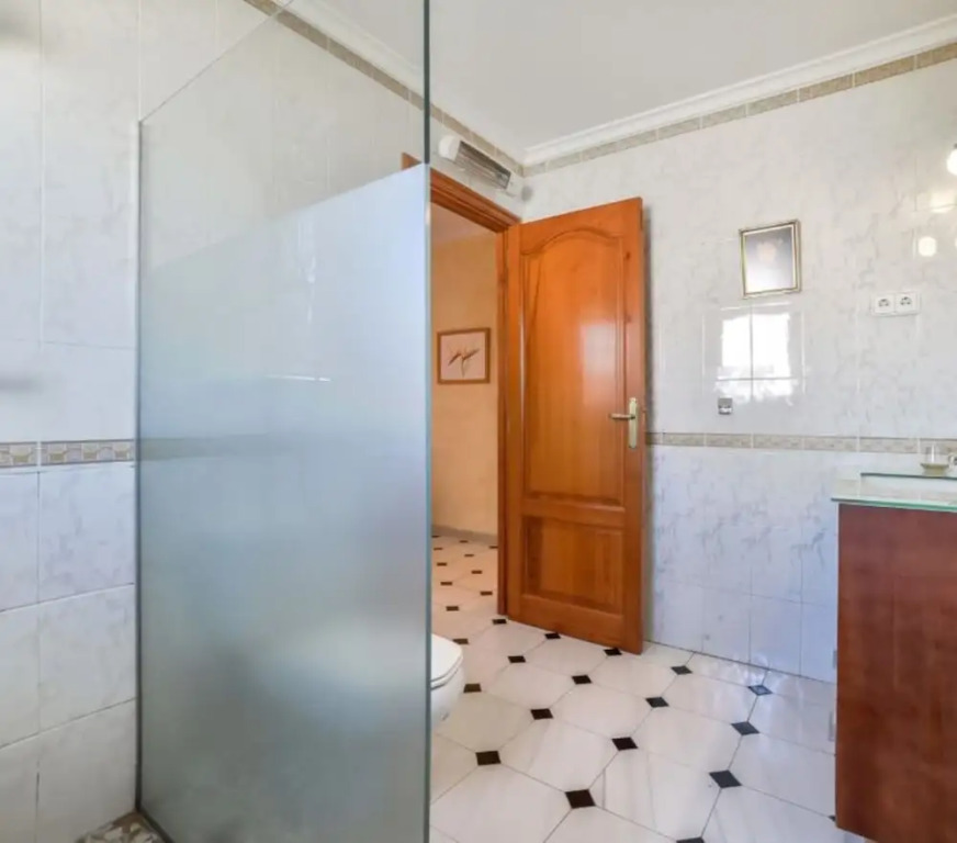Villa - 3 Bedrooms with Pool - 106410