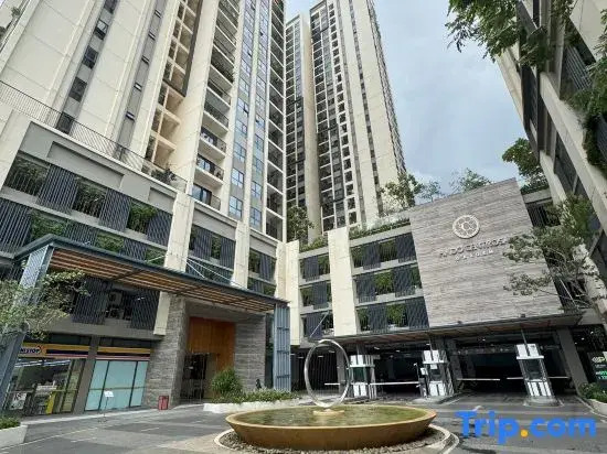 Ha Do Centrosa Apartments Iris Orchid