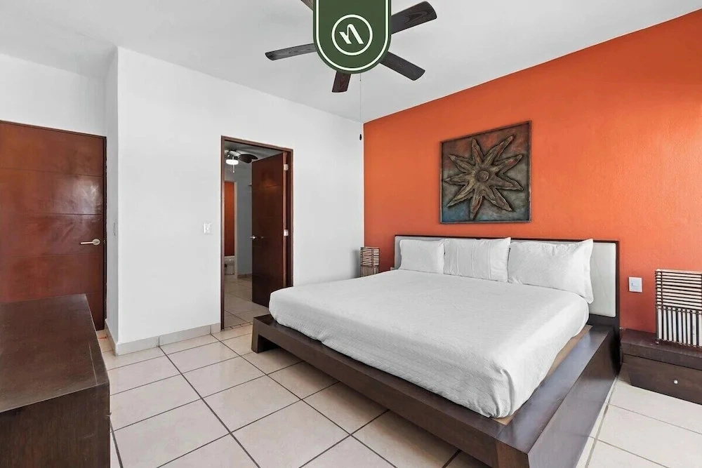 Mexican 2 BR Condo in Hotel Zone - Near the Beach