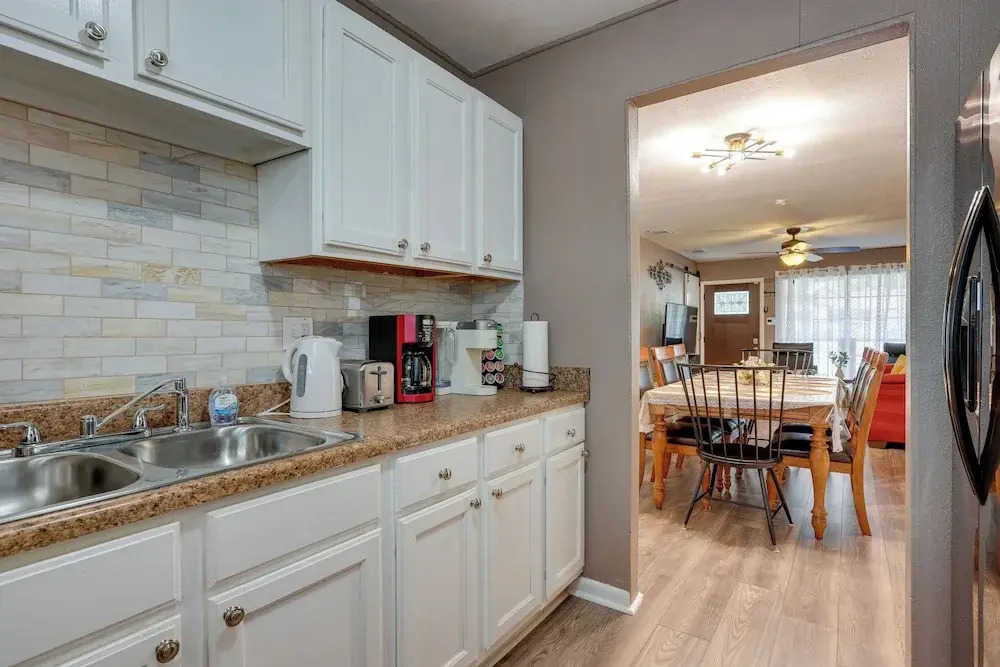Single-story Home in San Antonio: Great Location!
