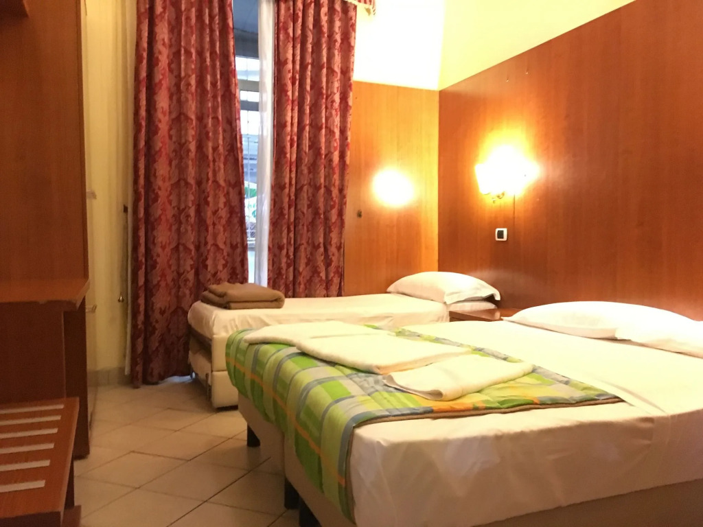 B&B Rome Terminal House