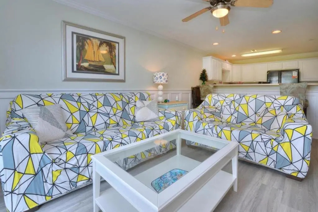 Ocean Walk 4203