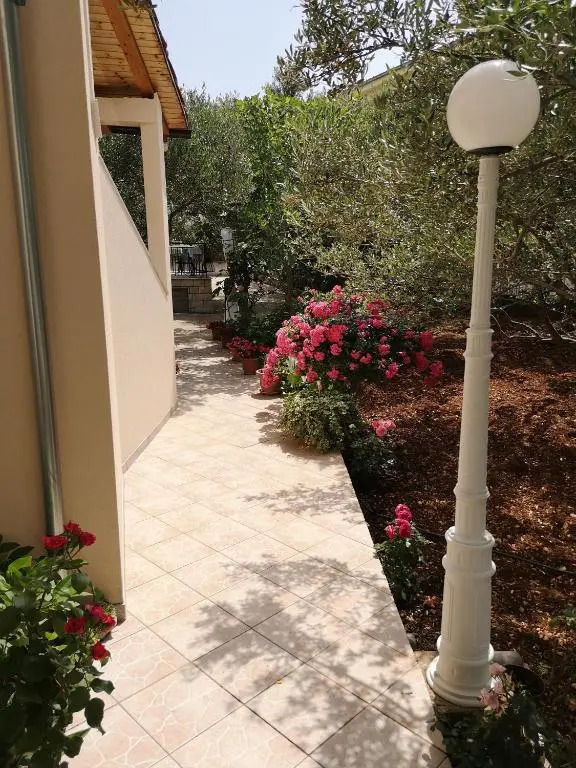 Apartments Govic