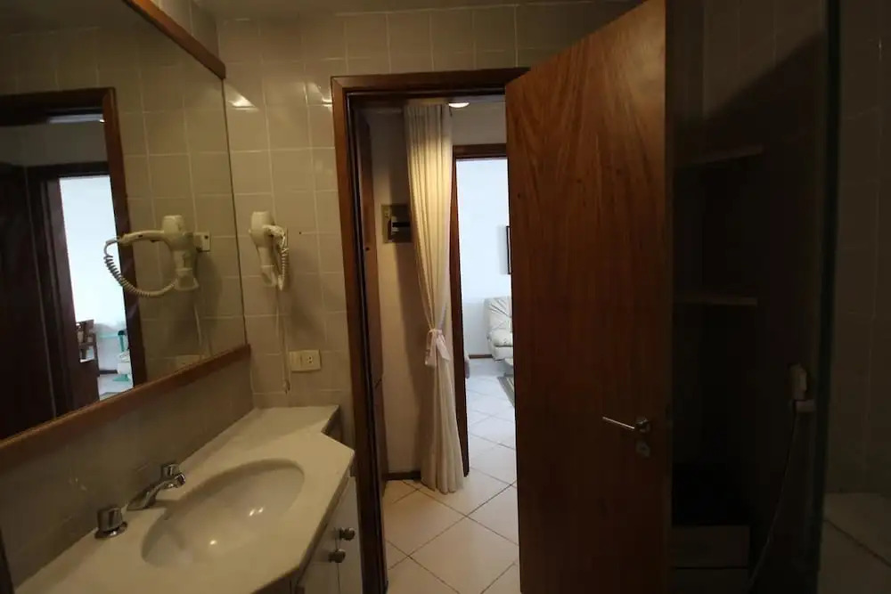 GoHouse Real Residence 1609