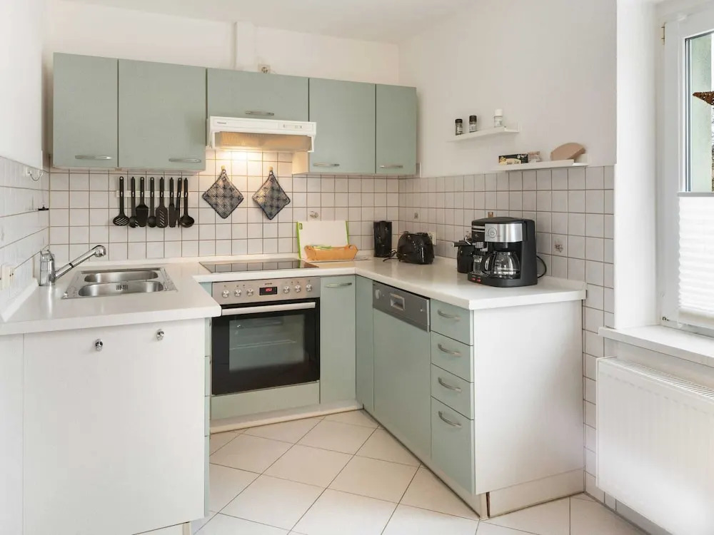 Serene Holiday Home in Naumburg near River
