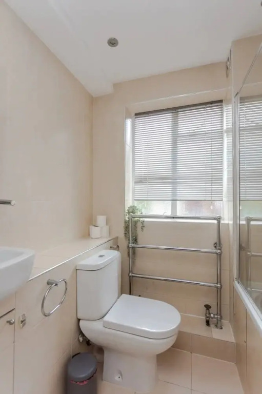 Spacious 2 Bedroom Apartment Near Hampstead Heath