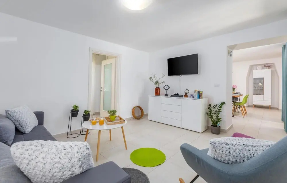 Lovely Home In Duga Uvala