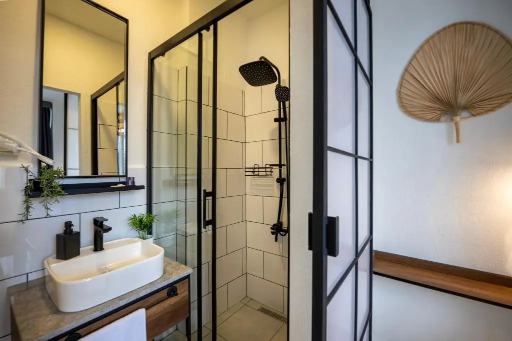 The Easy Rooms Verandah