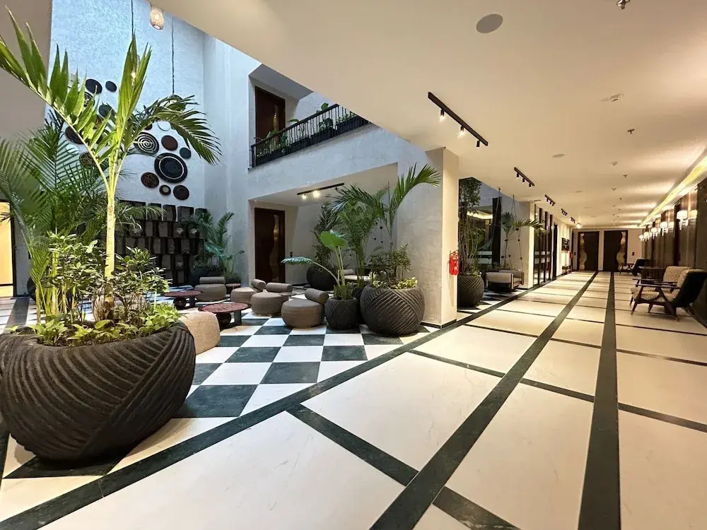 Omaya Suites