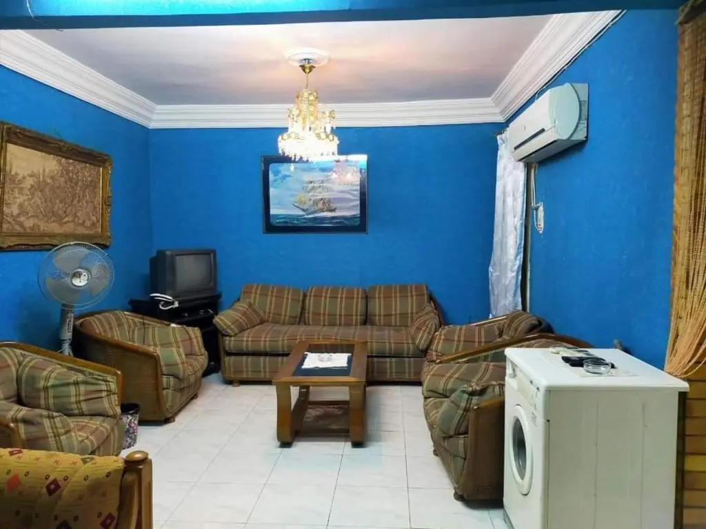 apartment 45 St.