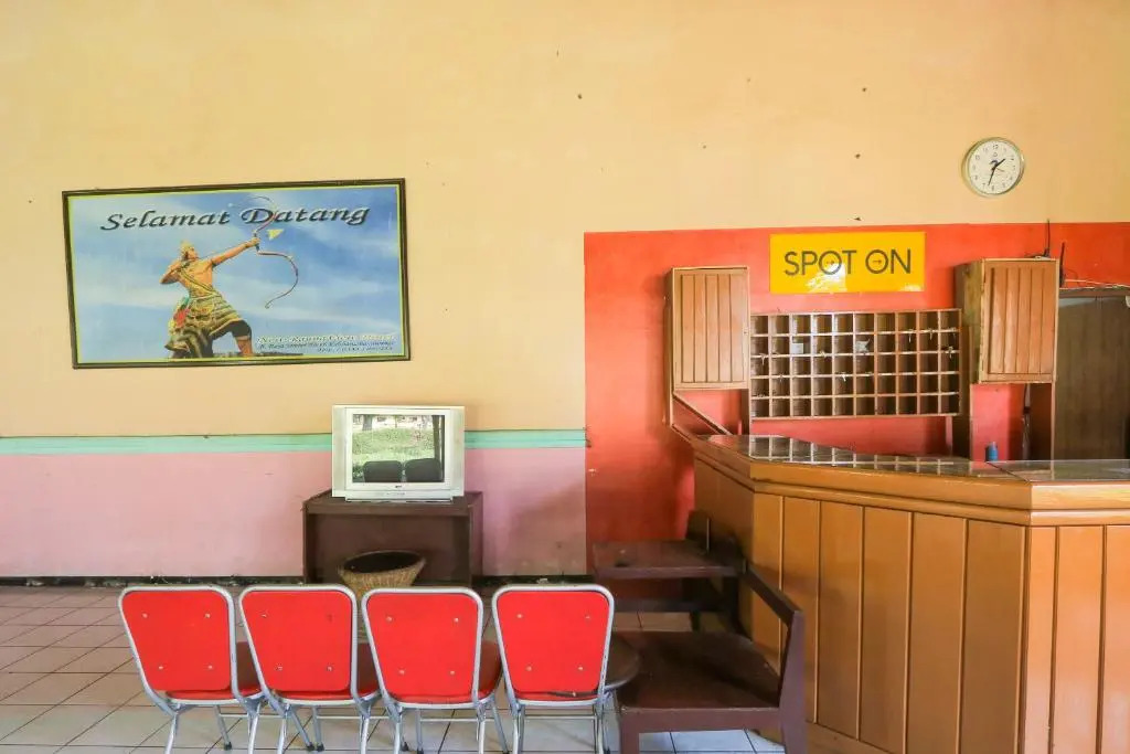 OYO 2465 Hotel Raung View