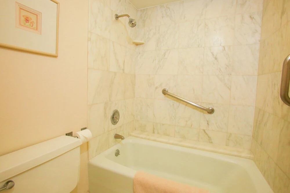 Whaler On Kaanapali 763 Studio Bedroom Condo by Redawning