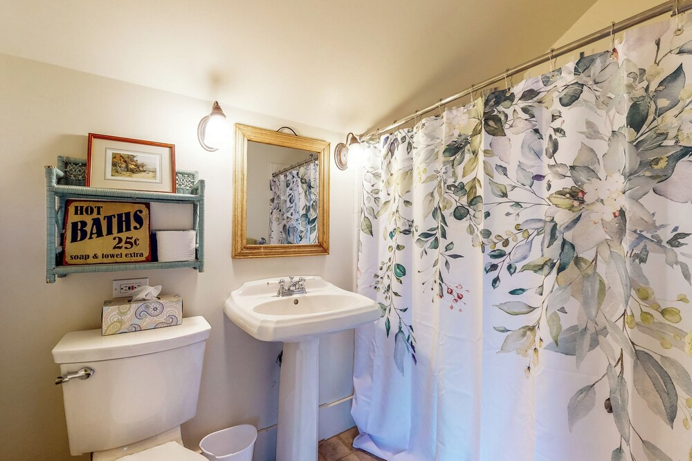 Forbestown Retreat: Easy Access to Clear Lake