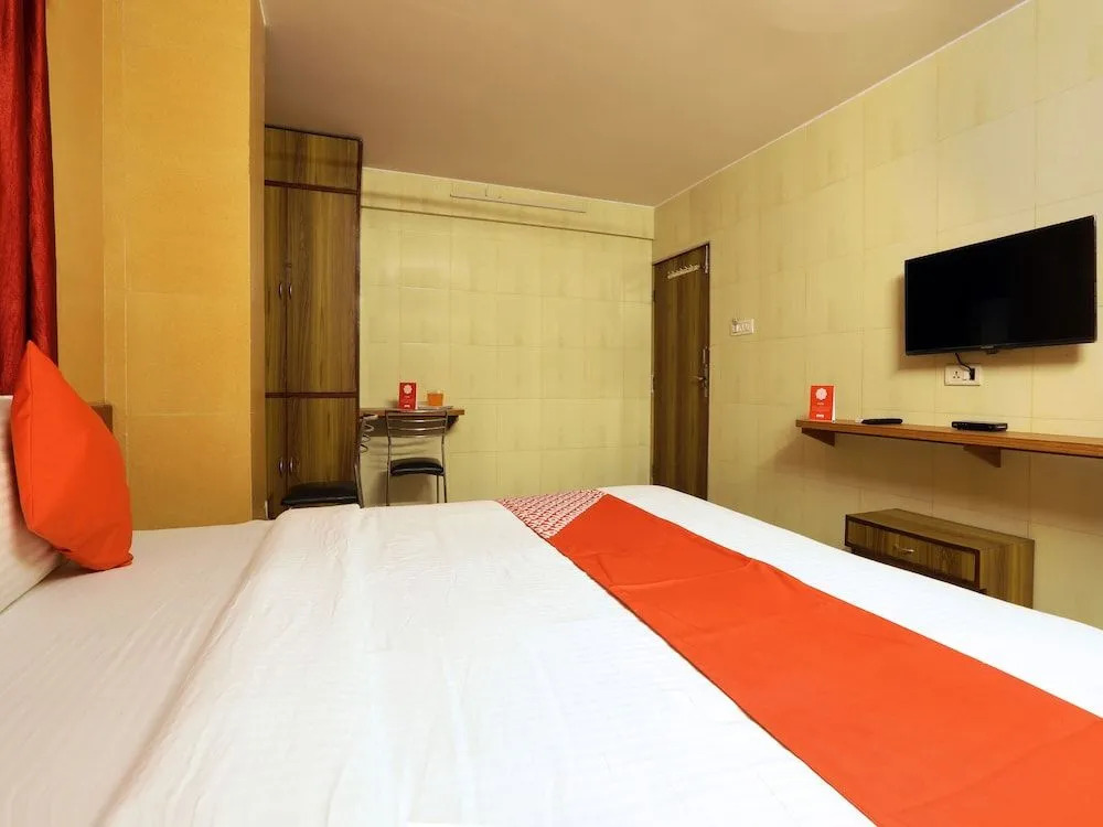 OYO 11423 Hotel Royal Darbar
